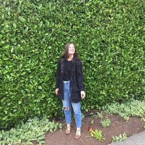 Meet your Posher, Skylar